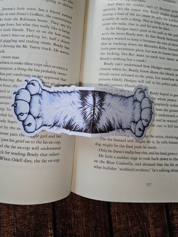 White Cat Paw Magnetic Bookmark - Image 2