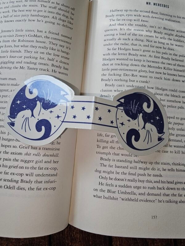 Snuggled Cats Magnetic Bookmark - Image 2